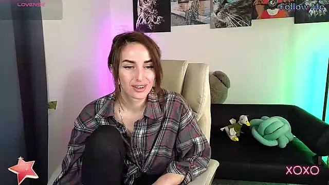 Snapshot of xx_adrihanna_xx chatting on February 26, 8:33 pm xx adrihanna xx online show from February 26, 8:33 pm