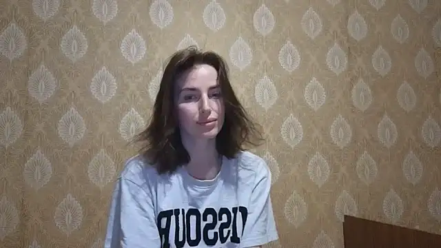 xx adrihanna xx online show from February 21, 5:25 pm