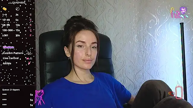 xx adrihanna xx online show from June 5, 6:57 pm