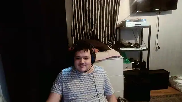 Bebemickey75 online show from February 2, 8:08 pm