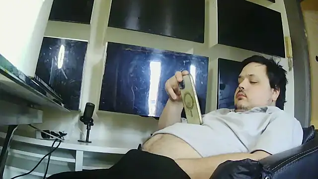 Bebemickey75 online show from March 20, 5:07 pm