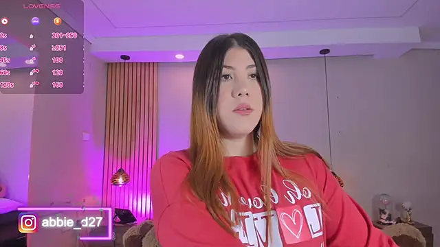 Snapshot of AbbieEdmond chatting on January 11, 4:17 am AbbieEdmond online show from January 11, 4:17 am