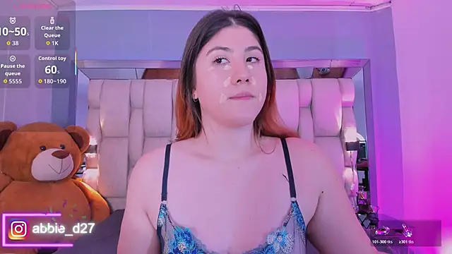 Snapshot of AbbieEdmond chatting on February 3, 4:21 am AbbieEdmond online show from February 3, 4:21 am