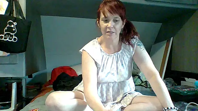 spundarella420 online show from January 2, 8:57 pm