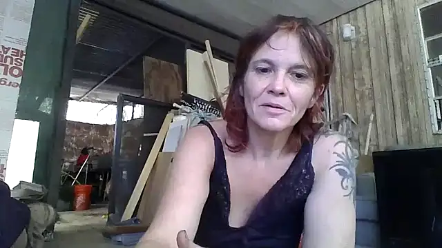 spundarella420 online show from April 17, 5:27 pm