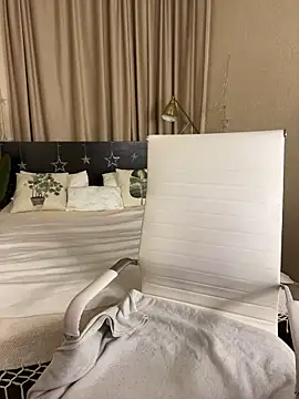 AnnGilbert online show from January 20, 2:46 pm