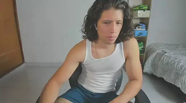 imtonny19 online show from March 23, 2:04 am