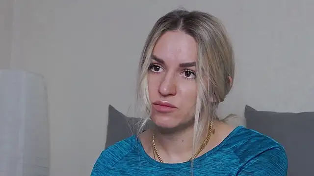 SofiJames online show from March 17, 5:56 am