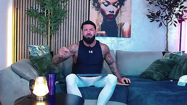 masterkingofmusclee online show from May 13, 8:01 am