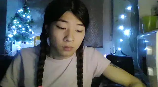 Snapshot of CarlyJoy chatting on January 5, 4:27 pm CarlyJoy online show from January 5, 4:27 pm