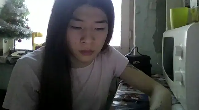 Snapshot of CarlyJoy chatting on January 6, 11:29 am CarlyJoy online show from January 6, 11:29 am