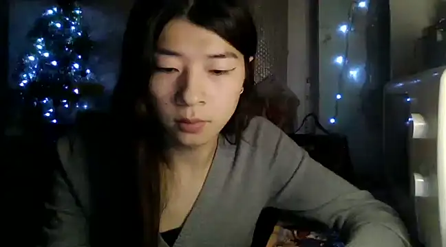 Snapshot of CarlyJoy chatting on January 14, 6:49 pm CarlyJoy online show from January 14, 6:49 pm