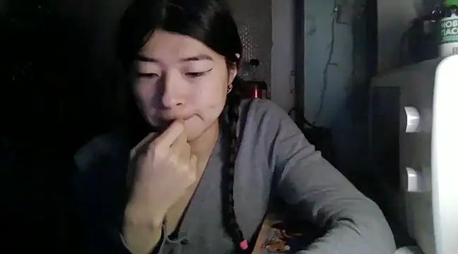 Snapshot of CarlyJoy chatting on January 15, 2:02 pm CarlyJoy online show from January 15, 2:02 pm