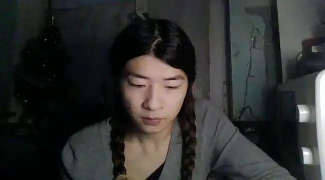 Snapshot of CarlyJoy chatting on January 22, 1:00 pm CarlyJoy online show from January 22, 1:00 pm