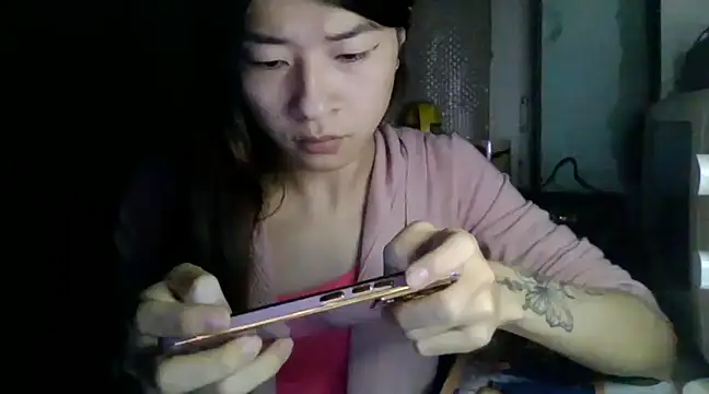 Snapshot of CarlyJoy chatting on February 3, 1:51 pm CarlyJoy online show from February 3, 1:51 pm