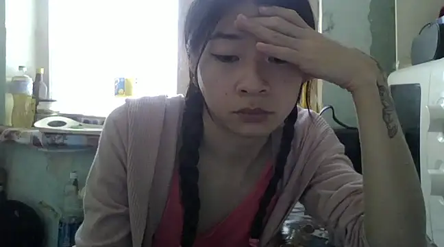 Snapshot of CarlyJoy chatting on February 5, 10:30 am CarlyJoy online show from February 5, 10:30 am
