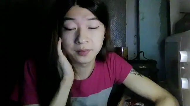 Snapshot of CarlyJoy chatting on February 12, 1:27 pm CarlyJoy online show from February 12, 1:27 pm