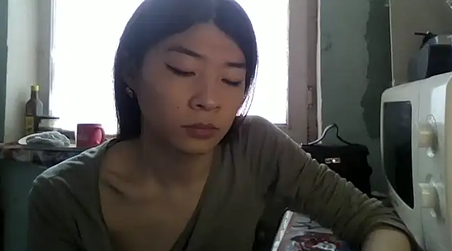 Snapshot of CarlyJoy chatting on March 2, 9:31 am CarlyJoy online show from March 2, 9:31 am