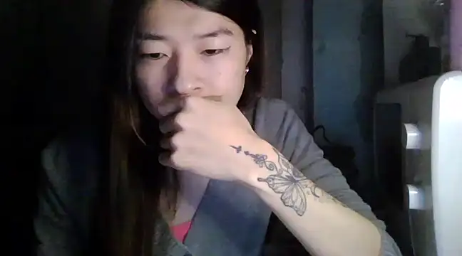 Snapshot of CarlyJoy chatting on March 3, 3:31 pm CarlyJoy online show from March 3, 3:31 pm