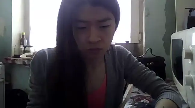 Snapshot of CarlyJoy chatting on March 5, 8:32 am CarlyJoy online show from March 5, 8:32 am