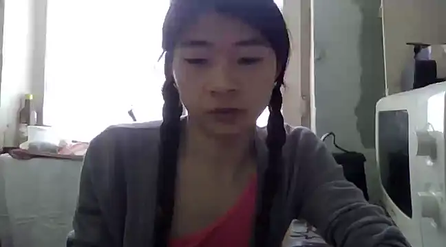 Snapshot of CarlyJoy chatting on March 10, 10:48 am CarlyJoy online show from March 10, 10:48 am