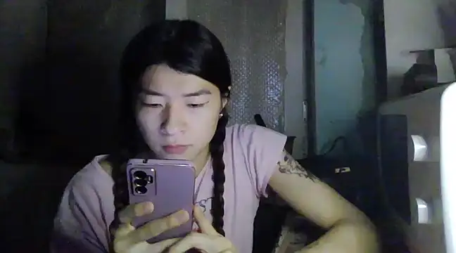 Snapshot of CarlyJoy chatting on March 18, 4:04 pm CarlyJoy online show from March 18, 4:04 pm