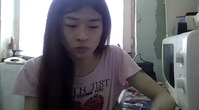 Snapshot of CarlyJoy chatting on March 20, 8:31 am CarlyJoy online show from March 20, 8:31 am