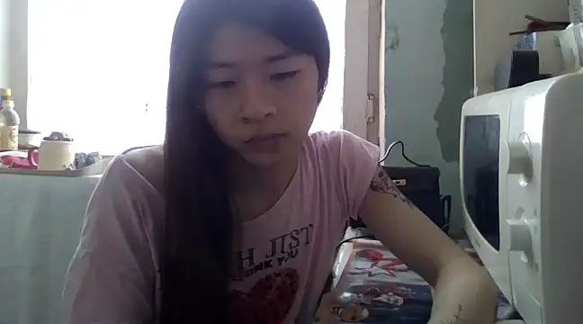 Snapshot of CarlyJoy chatting on March 21, 7:33 am CarlyJoy online show from March 21, 7:33 am