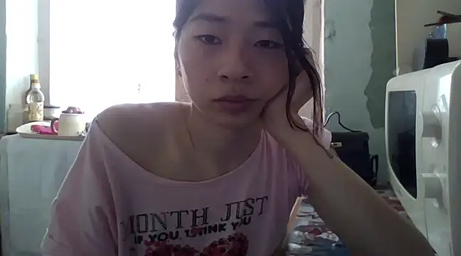 Snapshot of CarlyJoy chatting on March 21, 10:39 am CarlyJoy online show from March 21, 10:39 am