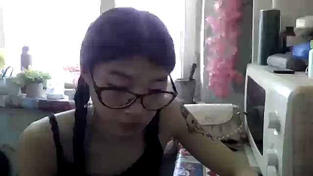 CarlyJoy online show from March 27, 9:10 am