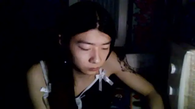 Snapshot of CarlyJoy chatting on April 5, 2:25 pm CarlyJoy online show from April 5, 2:25 pm