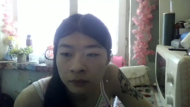 Snapshot of CarlyJoy chatting on April 12, 9:36 am CarlyJoy online show from April 12, 9:36 am
