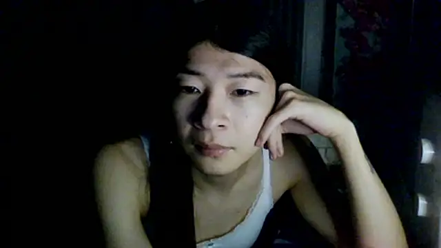 Snapshot of CarlyJoy chatting on April 19, 4:39 pm CarlyJoy online show from April 19, 4:39 pm