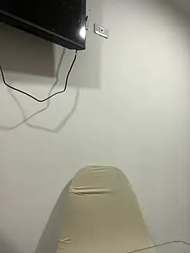 iraide castro online show from June 25, 2:44 am