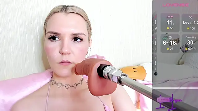 Snapshot of Kaya_Devis chatting on January 2, 8:17 am Kaya Devis online show from January 2, 8:17 am