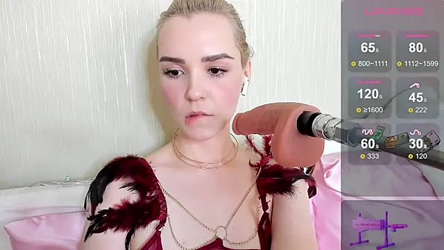 Snapshot of Kaya_Devis chatting on March 1, 7:41 am Kaya Devis online show from March 1, 7:41 am