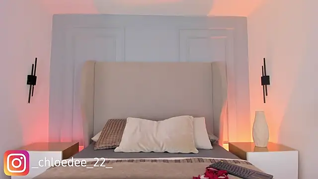 chloe d online show from February 23, 12:46 pm