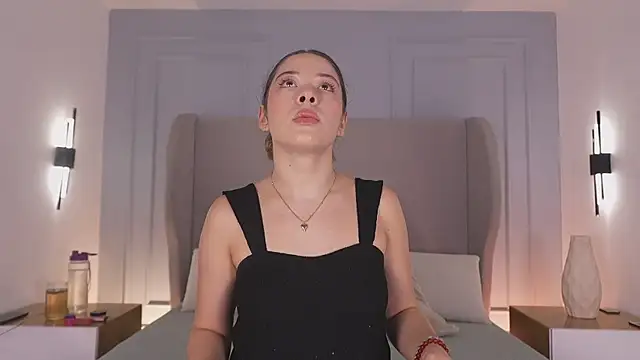 chloe d online show from July 31, 11:53 am