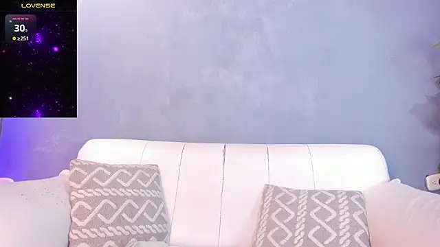 sofiaa ebony online show from December 6, 1:11 pm