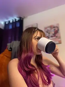 Pretty-10Woman online show from January 26, 6:48 pm