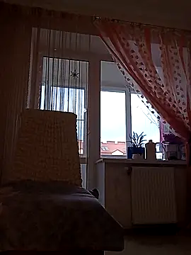 stiflers momy online show from December 21, 10:33 am