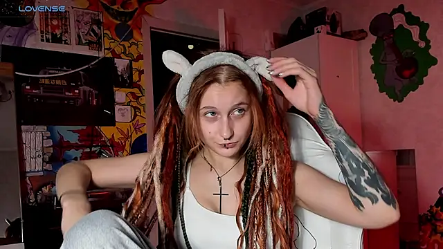 Sunny Mouse  online show from October 10, 5:12 pm