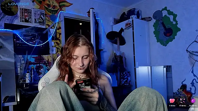 Sunny Mouse  online show from October 22, 3:56 pm