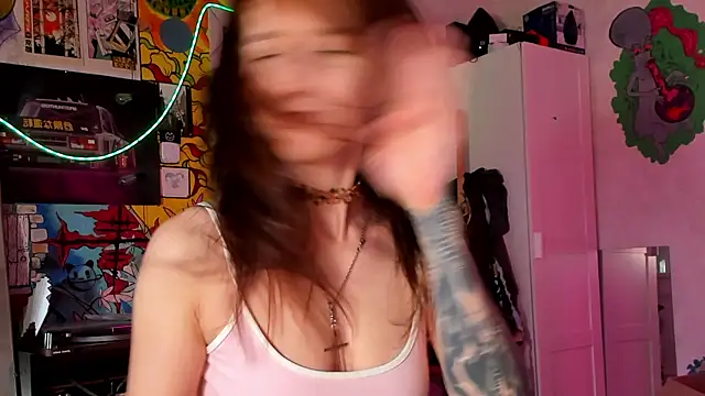 Sunny Mouse  online show from July 28, 6:20 pm
