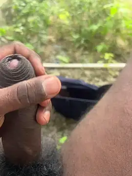 Yurt000 online show from December 20, 7:15 am