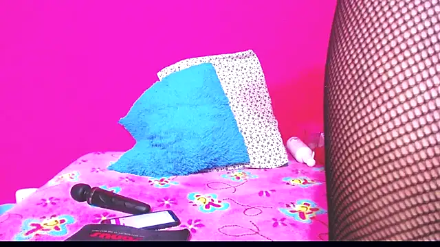 TifanyNasty online show from March 18, 11:31 pm