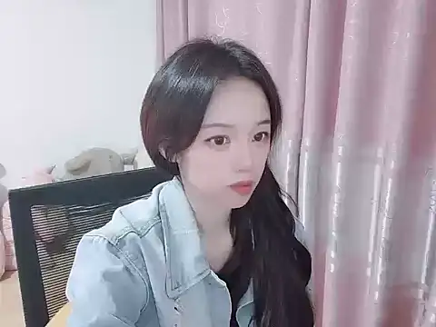 wwcc123 online show from December 4, 2:26 pm