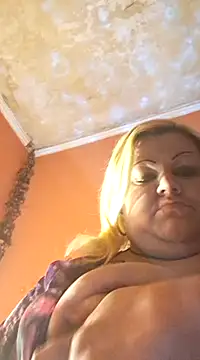 ducicsajsziii online show from January 19, 6:10 pm