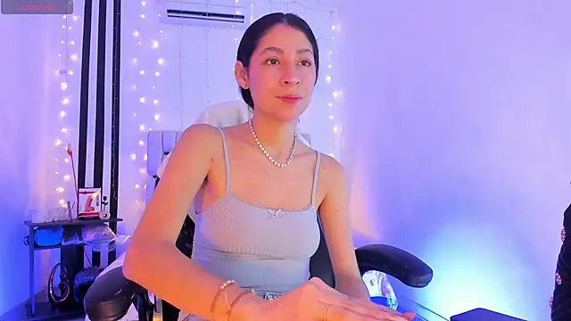 Gorgeous Team online show from April 28, 9:09 pm