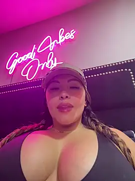 sexyyykloee online show from June 25, 5:23 am